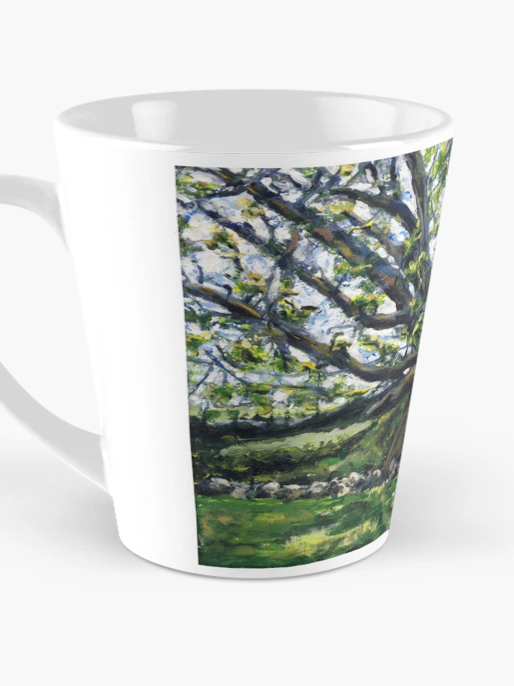 Aperçu 3 sur 4. Mug à café avec l'œuvre Adamson Home Tree créée et vendue par Randy Sprout Fine Art.