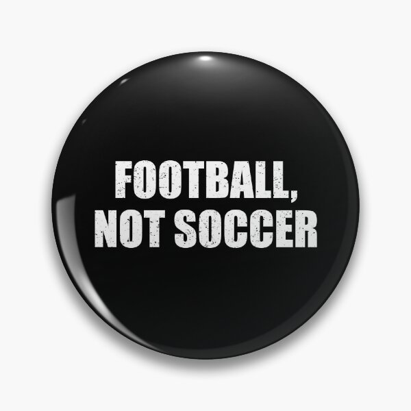 Aperçu de l'œuvre Football, pas soccer créée et vendue par riczyeleanor.