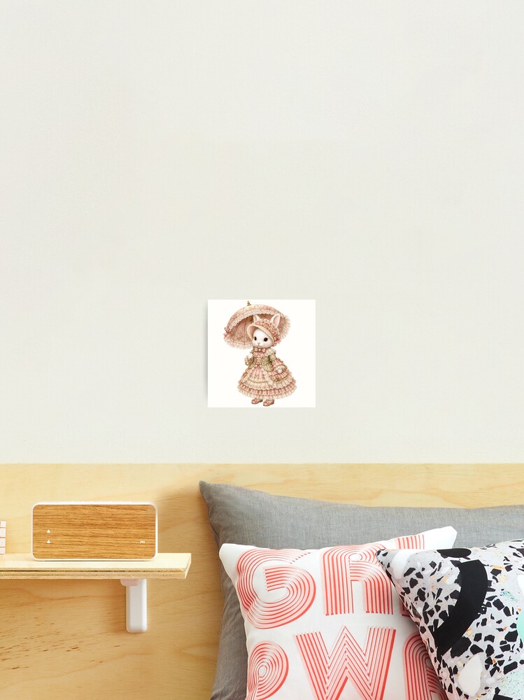 Aperçu 2 sur 3. Impression photo avec l'œuvre Elegant Victorian Bunny with Rose Parasol and Floral Lace Dress créée et vendue par looplandger.