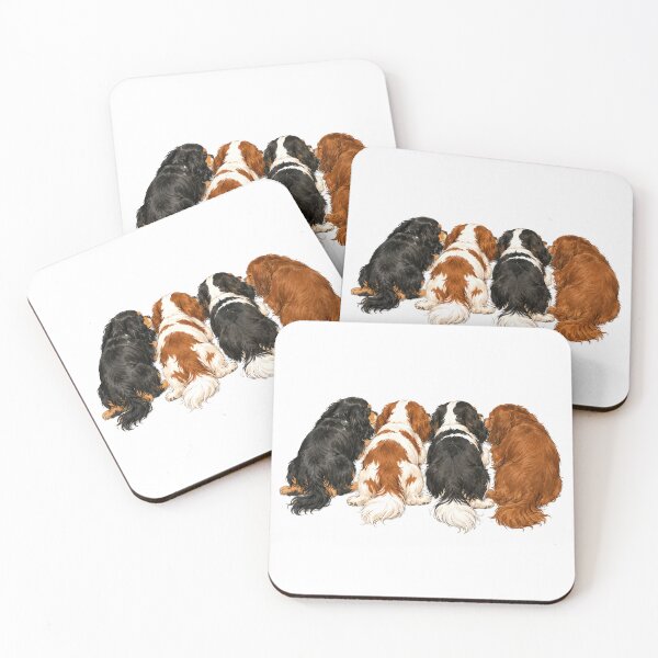 Artikelvorschau, Geheimes Treffen eines Cavalier King Charles Spaniels – Illustration eines Blenheim, Tricolor, Ruby & Black and Tan Hundes entworfen und verkauft von SakuraWaStyle.