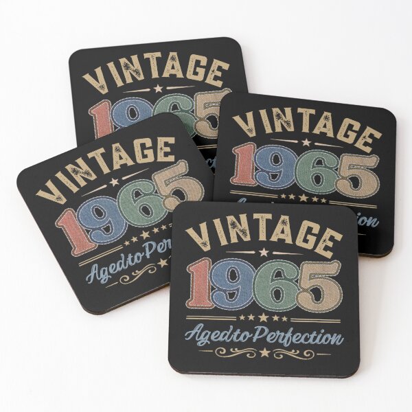 Artikelvorschau, Vintage-Design aus dem Jahr 1965 – perfekt gereift – Retro-Geburtstagsgeschenk | Geboren 1965 | Bestickter Denim-Stil entworfen und verkauft von Silaris Designs.