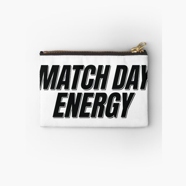 Aperçu de l'œuvre T-shirt Match Day Energy | Vêtements pour supporters de football | T-shirt pour amoureux du foot créée et vendue par Boldna.