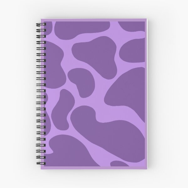 Aperçu de l'œuvre motif de vache violet créée et vendue par BundleOfDaffodils.