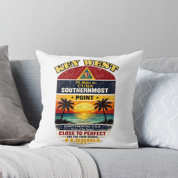 Artikelvorschau, Out Run Retro Vintage Key West Motto „fast perfekt“ und „weit weg vom Normal“ Outfit Casual Leuchtturm T-Shirt Design entworfen und verkauft von piketo.