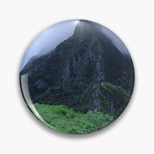 Artikelvorschau, Atemberaubende üppige tropische Berglandschaft der französisch-polynesischen Insel Moorea entworfen und verkauft von DEC02.