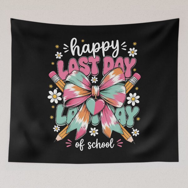 Aperçu de l'œuvre Happy Last Day Of School Coquette Bow Pencil Teacher Student créée et vendue par viectory.