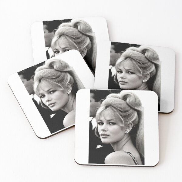 Aperçu de l'œuvre Brigitte Bardot - Portrait Elegant Voluminous Hairstyle créée et vendue par Beat-It.