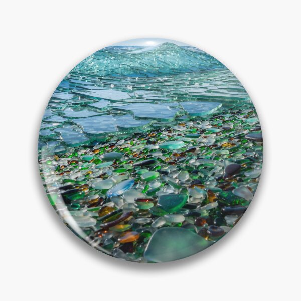 Artikelvorschau, Glass Beach entworfen und verkauft von Luminous Kind.