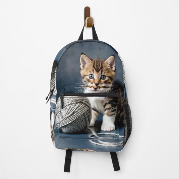 Artikelvorschau, Animals - Adorable Tabby and White Kitten, Sweet and Innocent Portrait entworfen und verkauft von DoodyPets.