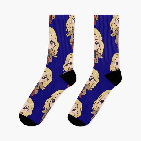 Artikelvorschau, Supergirl im Chibi-Stil entworfen und verkauft von What you are is Beautiful.