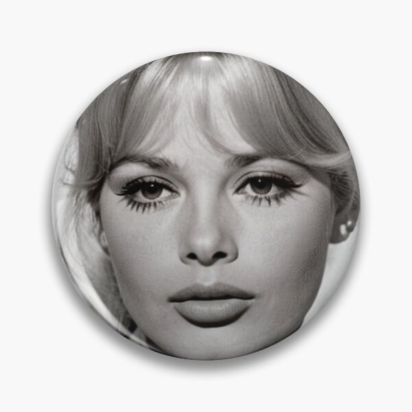 Item preview, Character - Portrait Studio Bouffant Voluminous Elegant designed and sold by Beat-It.