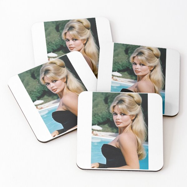Item preview, Character - Robe Legere Regard Veloute Portrait designed and sold by Beat-It.