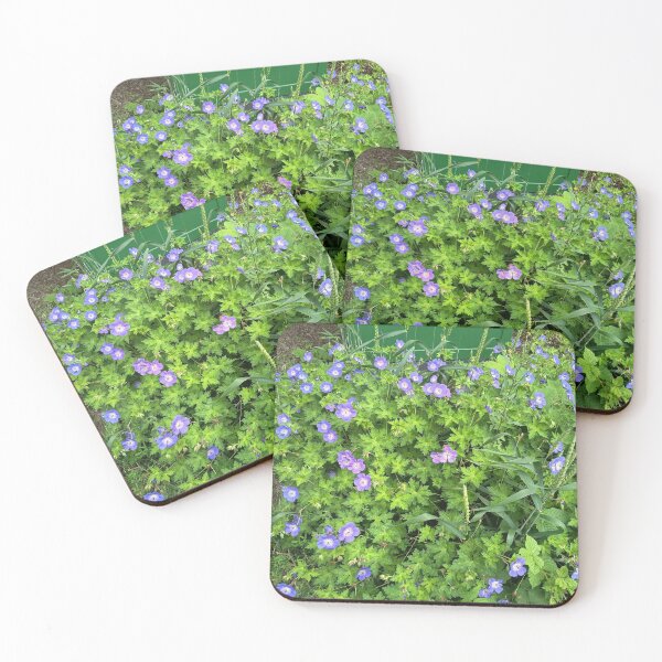 Artikelvorschau, Purple Wildflowers Garden Groundcover entworfen und verkauft von PhuongVoArt.