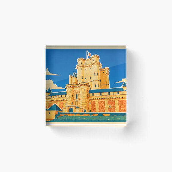 Aperçu de l'œuvre Vincennes Castle Keep & French Flag – Vintage Paris Travel Poster créée et vendue par White-Camel.