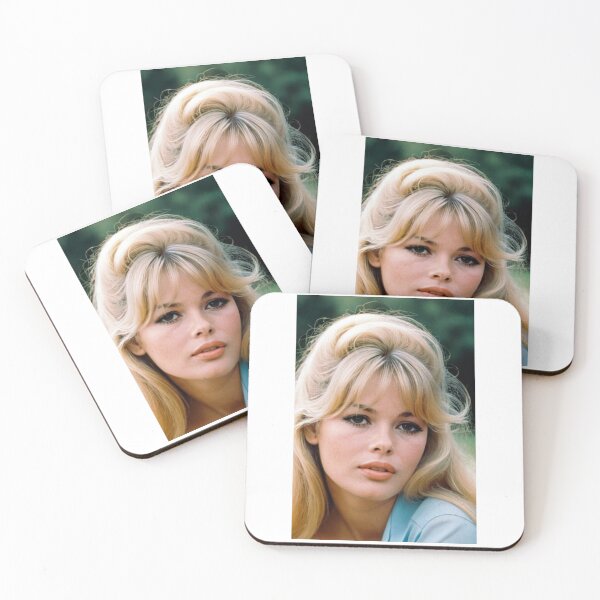 Item preview, Character - Tenue Plage Expression Enigmatique Portrait designed and sold by Beat-It.