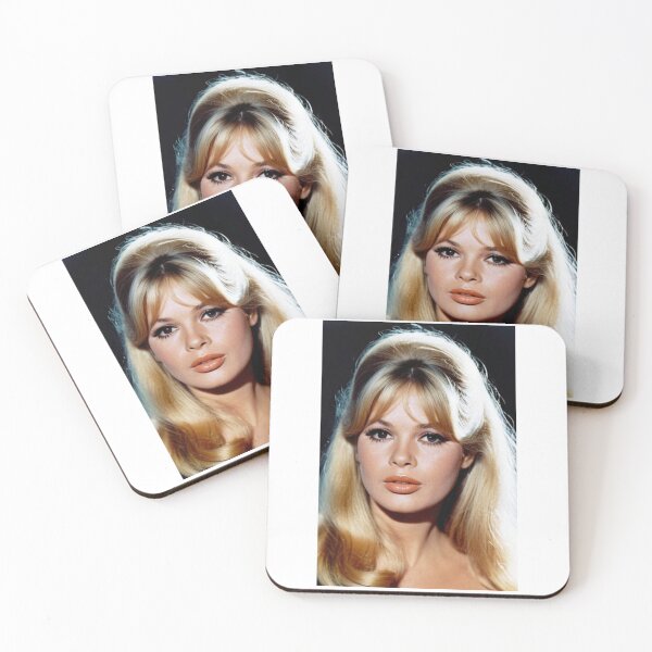 Item preview, Character - Tenue Sombre Regard Direct Intense Portrait designed and sold by Beat-It.