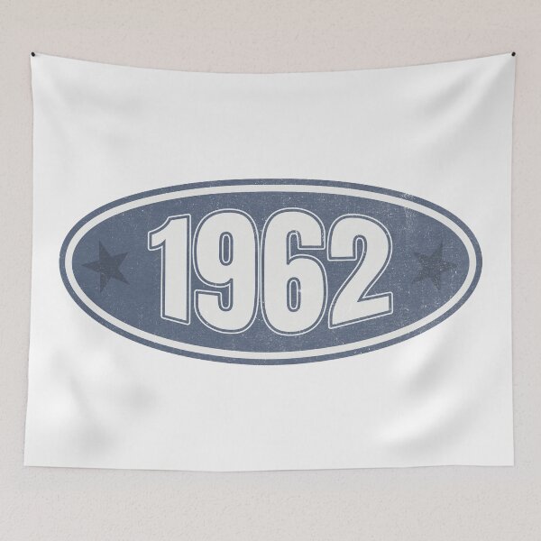 Item preview, Óvalo clásico de 1962 designed and sold by ThePioneerWay.