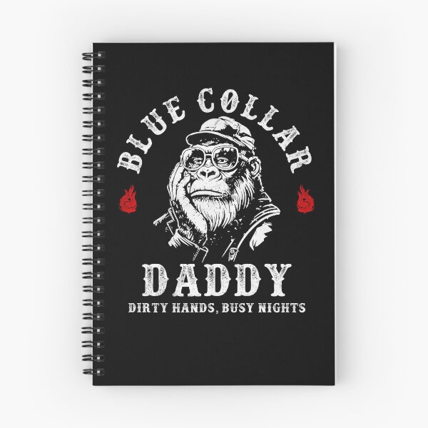 Aperçu de l'œuvre Mème du singe « Blue Collar Daddy Dirty Hands Busy Nights » créée et vendue par nosu-art-pod.