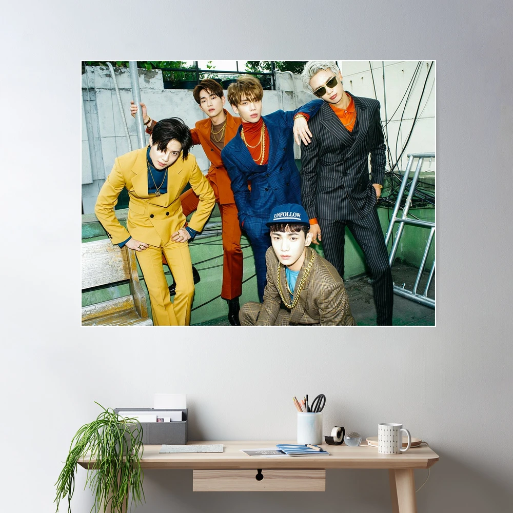 SHINee 1 OF 1