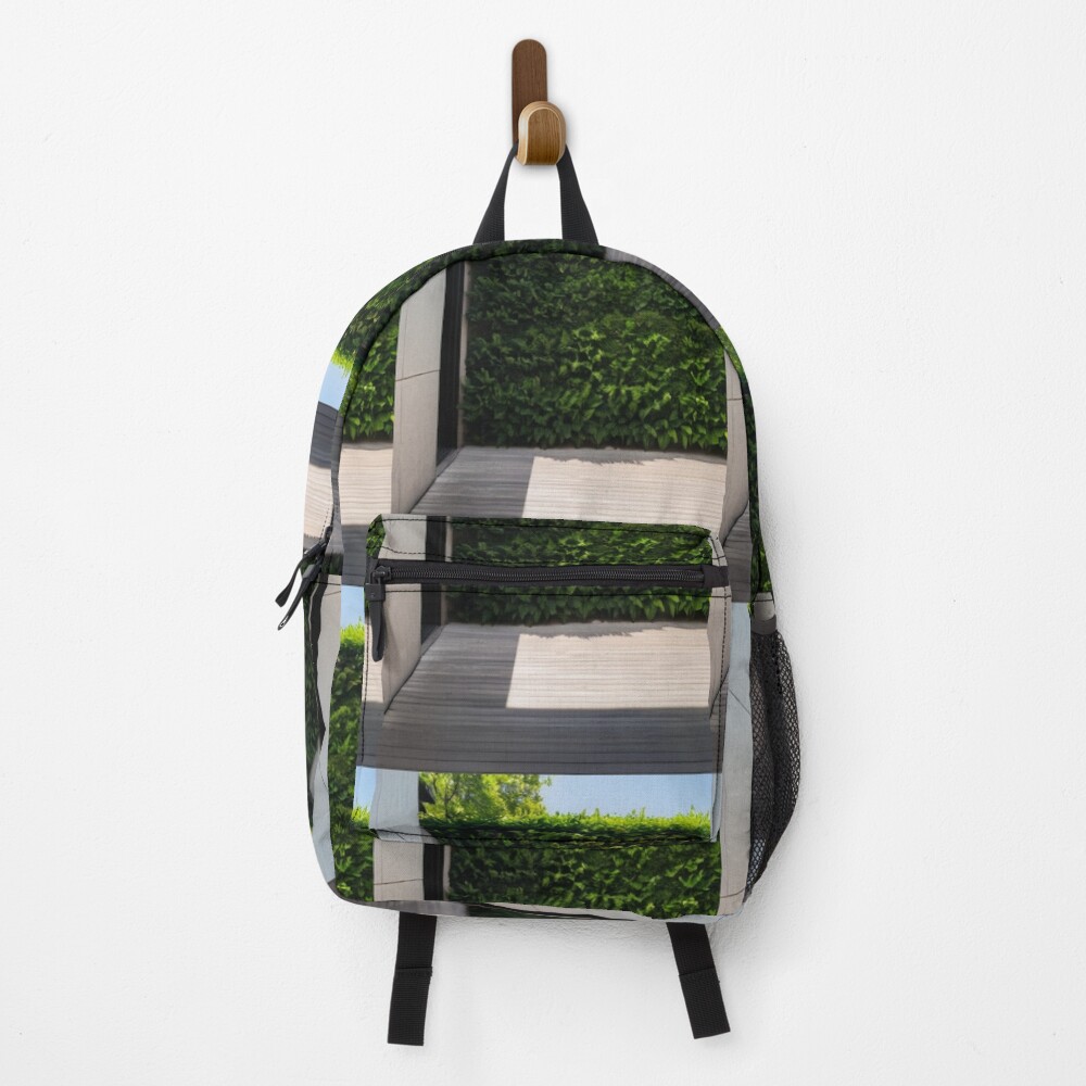 Vista previa del artículo con la obra «Mochila», diseñado y vendido por Reverso-Design.