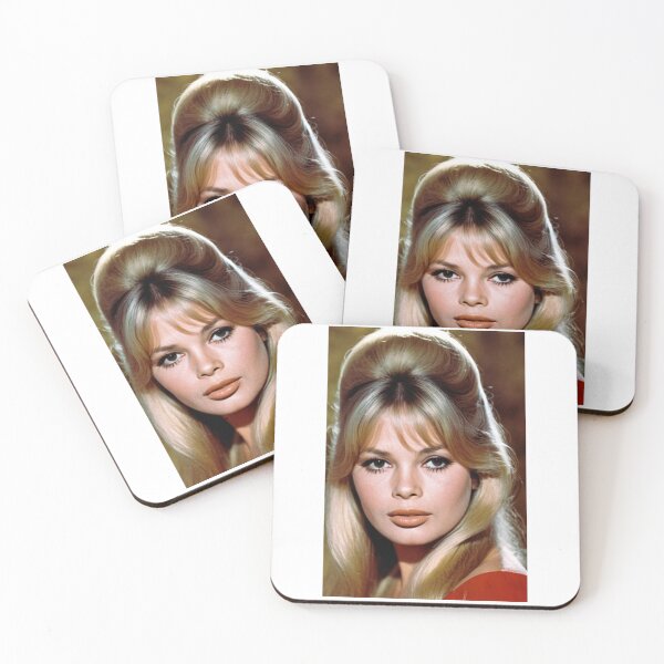 Item preview, Personnage - Portrait Radiant Bouffant Hairstylee Gaze Magnetic designed and sold by Beat-It.