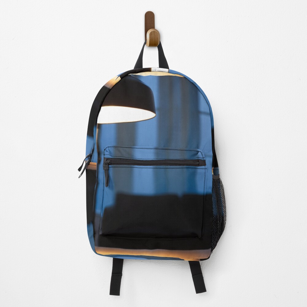 Vista previa del artículo con la obra «Mochila», diseñado y vendido por Reverso-Design.