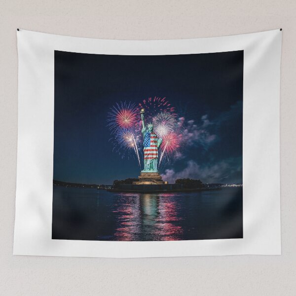 Artikelvorschau, Statue Of Liberty American Flag America's 250 Anniversary entworfen und verkauft von Home Decor Art.