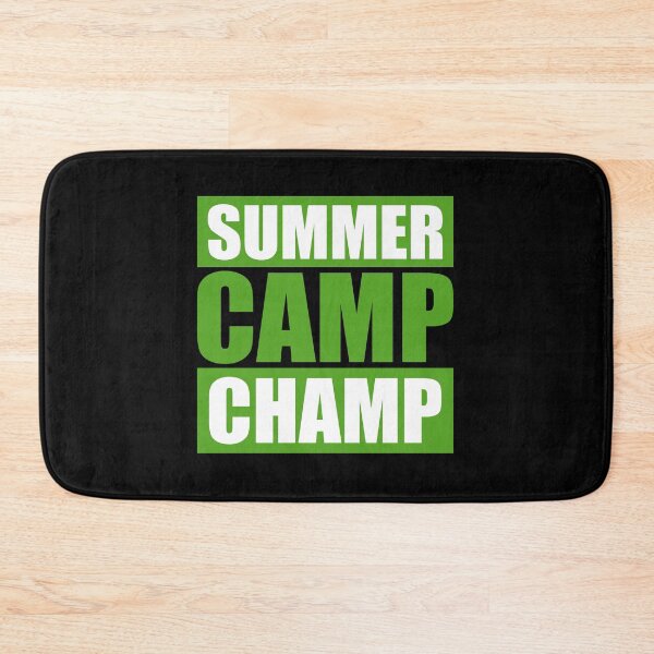Aperçu de l'œuvre Citation amusante de Summer Camp Champ sur les aventures en plein air pour enfants créée et vendue par shirt-o-mat.