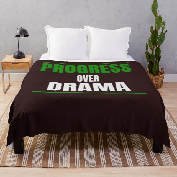 Artikelvorschau, Progress Over Drama Typography Design entworfen und verkauft von HeartAndArtShop.