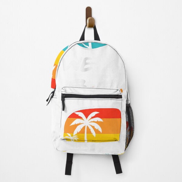Item preview, Estamos de vacaciones, profesor, gafas, vacaciones de verano, camiseta "Hola verano" designed and sold by JJLetterDesigns.