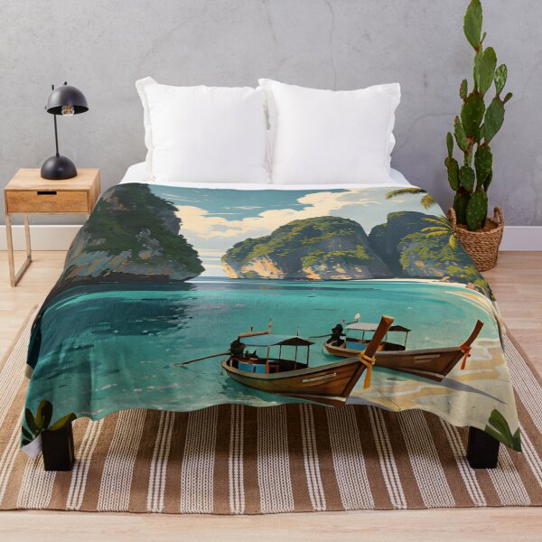 Artikelvorschau, Vintage-Reiseposter „Maya Bay, Thailand“ – Tropische Strand-Wandkunst entworfen und verkauft von Spirit of Siam.