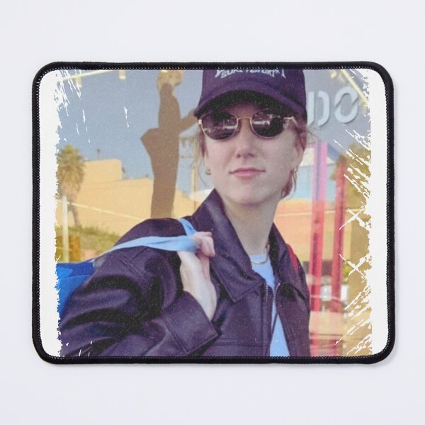 Artikelvorschau, Katie B Streamerin entworfen und verkauft von CloutDripmerch.
