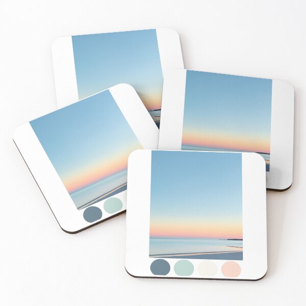 Artikelvorschau, Landscape - Coastal Twilight, Minimalist and Serene Harmony entworfen und verkauft von Reverso-Design.