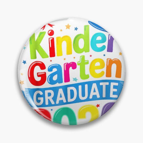 Artikelvorschau, Kindergarten-Absolventen 2026 Vorschulabschluss-T-Shirt für Jungen und Mädchen entworfen und verkauft von Othinus.