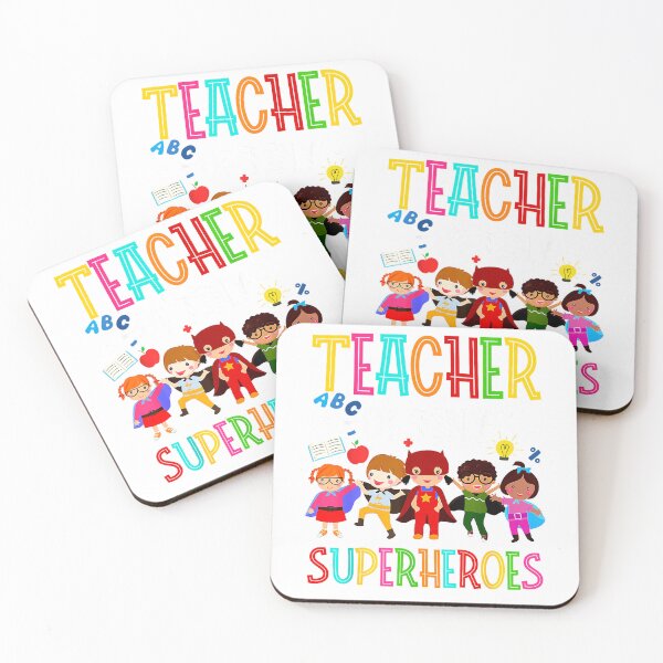 Item preview, Camiseta de regreso a clases para maestra de jardín de infantes y preescolar con el lema "Pequeños superhéroes". designed and sold by KTY-NUSS.