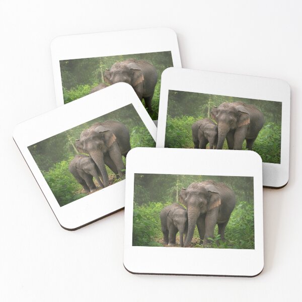 Artikelvorschau, Majestätisches Elefantenmutter-und-Baby-Wandbild | Wildtier-Safari-Fotografie | Dschungel-Naturdruck | Tierfamilien-Dekoration entworfen und verkauft von PrintableArt123.