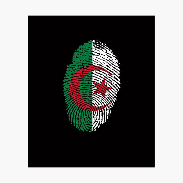Impression photo for Sale avec l'œuvre « Algérie Drapeau Algérien Cadeau  D'empreinte Digitale » de l'artiste Loredan