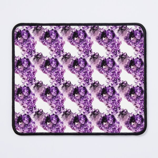 Artikelvorschau, Amethyst-Kristallgruppe – Fotografie einer violetten Geode entworfen und verkauft von helgekerler.