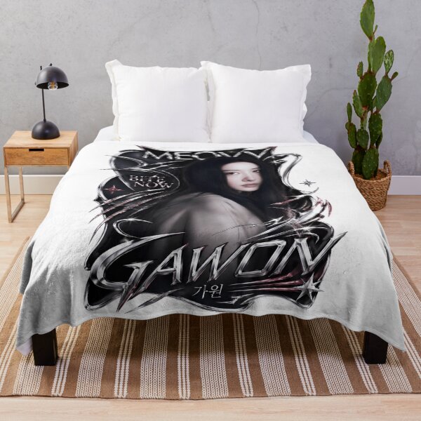 Item preview, Diseño de fanmade de Lee Gawon MEOVV Dreamy BITE NOW designed and sold by Valereekmerch.