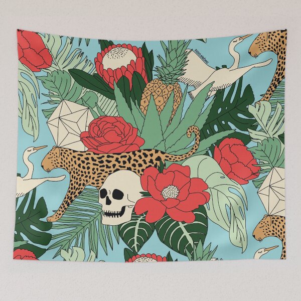 Artikelvorschau, Florale tropische Blätter und Früchte mit Vogel, Leopard und Totenkopf von Sasa Elebea entworfen und verkauft von Sabrina Brugmann.