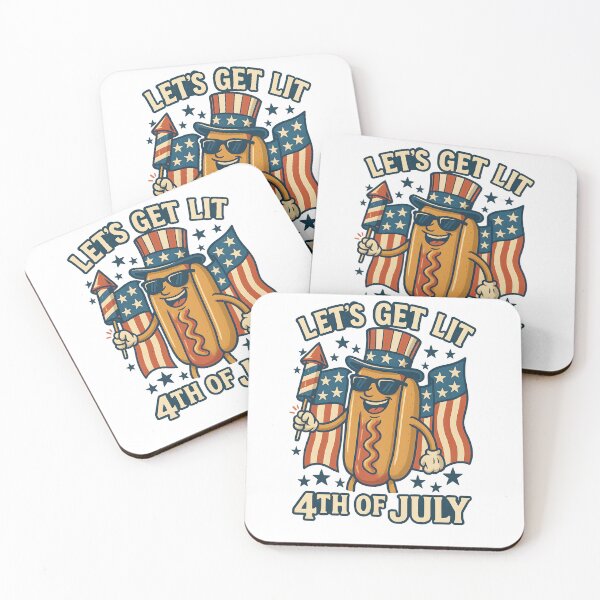 Aperçu de l'œuvre T-shirt humoristique « Fêtons le 4 juillet » avec hot-dogs et feux d'artifice - Cadeau pour la fête nationale américaine créée et vendue par SparkJoy-Studio.
