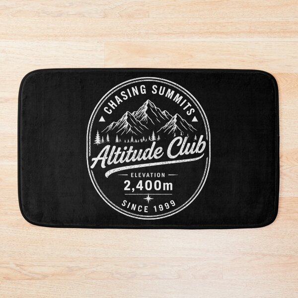 Item preview, Senderismo vintage Altitude Club (Blanco sobre negro) designed and sold by Miles&Moments.