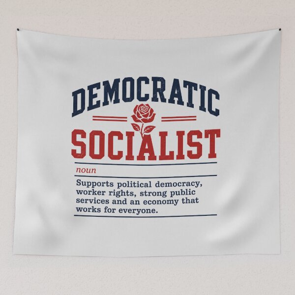 Aperçu de l'œuvre Définition de socialiste démocrate | Design politique progressiste vintage créée et vendue par ctrlaltcreator.