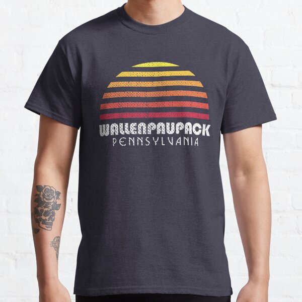 Lake Wallenpaupack - Retro Vintage Style Sunset Classic T-Shirt