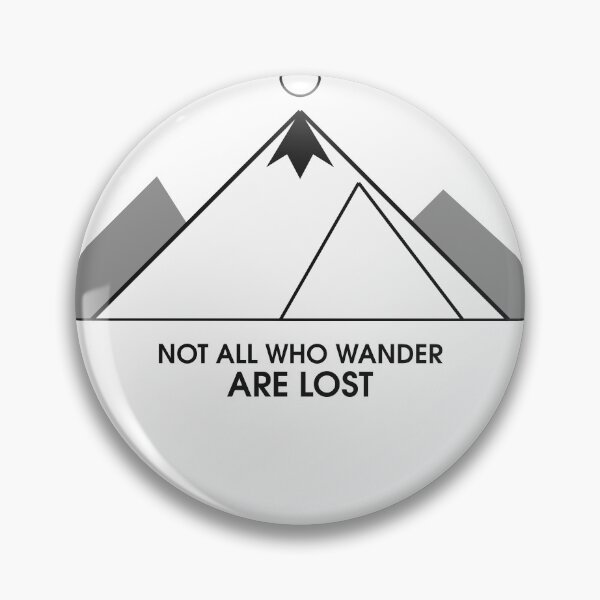 Aperçu de l'œuvre Tous ceux qui errent ne sont pas perdus. Design minimaliste de montagne créée et vendue par JoPiCreative.