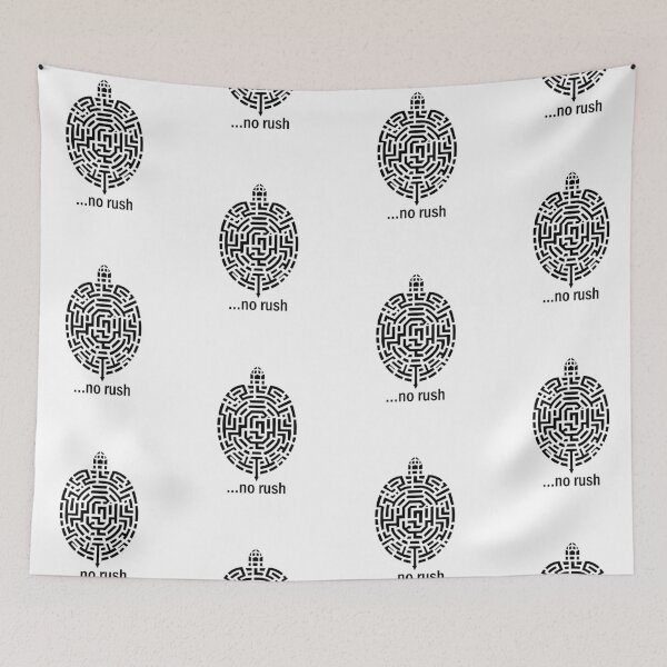 Aperçu de l'œuvre Illustration de tortue dans un labyrinthe – Prenez votre temps – Art du labyrinthe | Cadeau pour un mode de vie plus lent créée et vendue par FMproject.