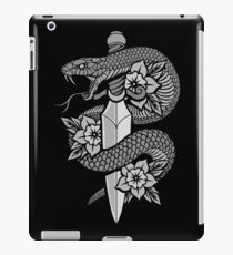 Schlange & Dolch iPad-Hülle & Skin