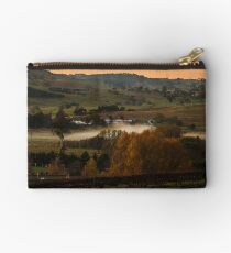 Winery Studio Pouch