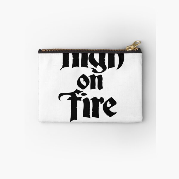 Artikelvorschau, Hoch in Flammen entworfen und verkauft von aradadesigner20.