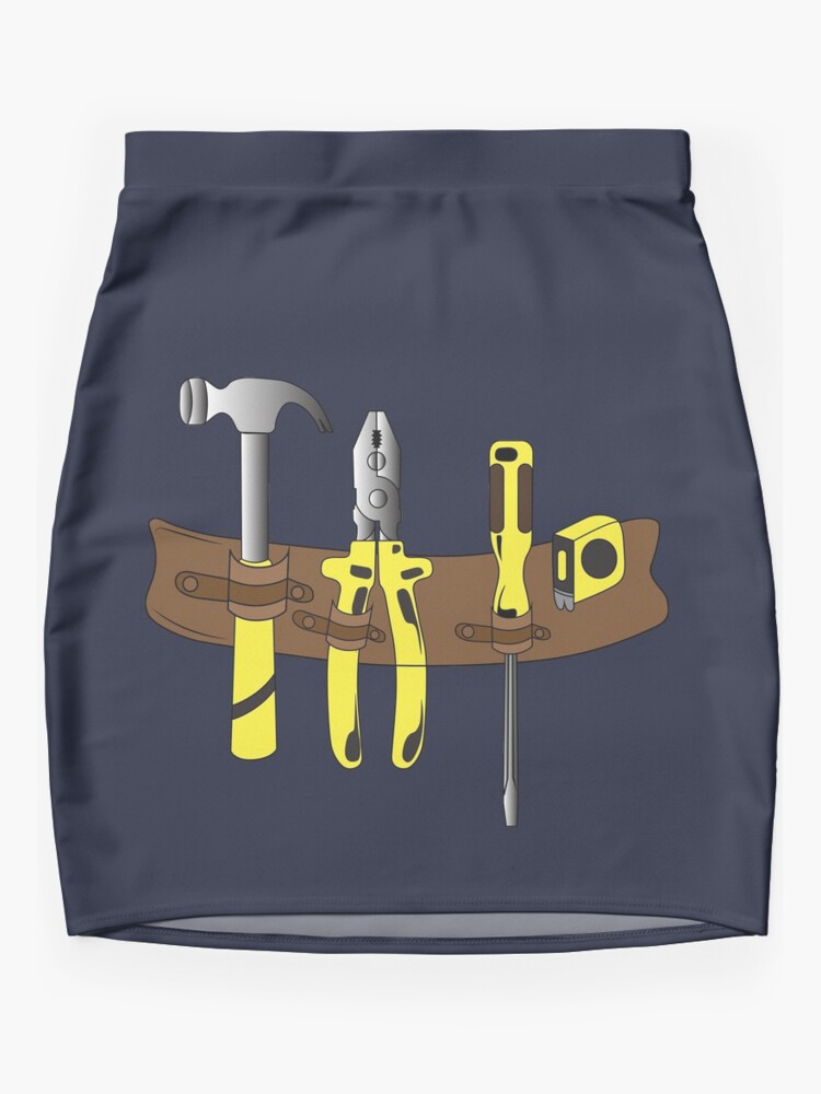 Tool belt outlet skirt